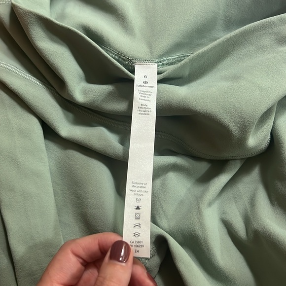 lululemon align high rise leggings 28” - Picture 3 of 5